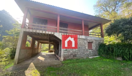 Casa com 4 dormitórios para alugar, 20000 m² por R$ 2.200/mês - Galópolis - Caxias do Sul/RS