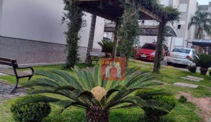Apartamento semimobiliado