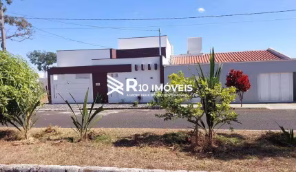 Casa a Venda - Bosque dos Buritia