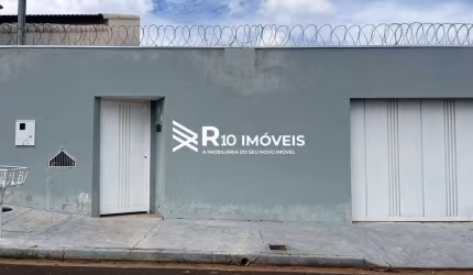 Casa a venda no Bairro Santa Rosa