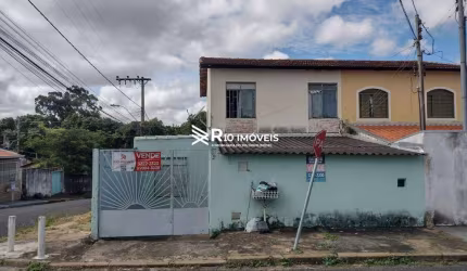 Casa à venda, 3 quartos, - Bairro Cruzeiro do Sul, Uberlândia MG