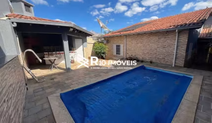 Casa à venda, 3 quartos, 1 suíte, 2 vagas - Bairro LIDICE, Uberlândia MG