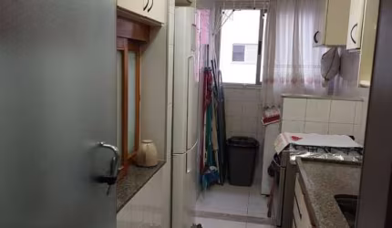 Apartamento Vila Inglesa 2 dormitórios.