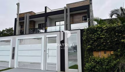 Sobrado à venda no Centro - São José dos Pinhais