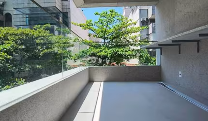 Apartamento Alto Padrão, Studio-Suíte com VAGA, andar alto e vista frontal, ideal para aluguel temporada short-stay
