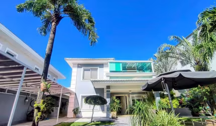 Casa Reformada, 4 suítes, com máximo de privacidade, enorme quintal, espaço gourmet e fino acabamento, no Riviera da Lagoa - Barra