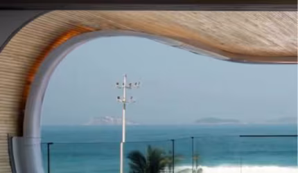 Apartamento raro, lâmina, no Edifício mais moderno e luxuoso da Praia do Leblon, 284m², 4 suítes, Portaria Blindada, Vista Mar.