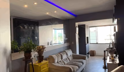 ACONCHEGANTE apartamento de 62m2, todo MOBILIADO e REFORMADO