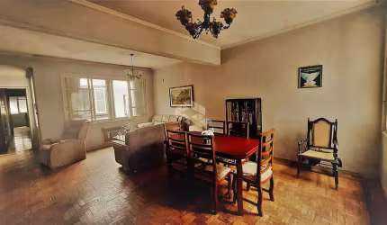 Apartamento com 3 quartos no bairro Bom Fim