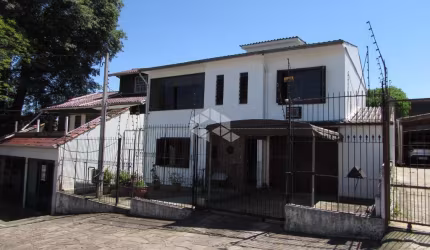Casa 3 dormitórios bairro Vila João Pessoa