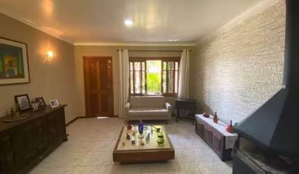 Casa  5 (cinco ) quartos, sendo 4 (suítes) 300m² privativo ,Bairro Tristeza, Porto Alegre