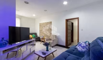 Casa de 3 quartos bairro Azenha