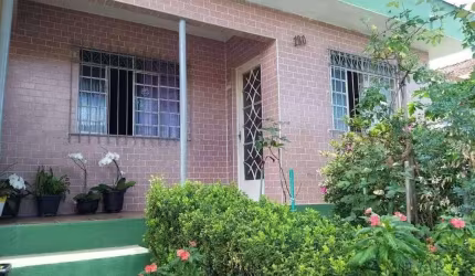 Casa com 3 dormitórios à venda, 180 m² por R$ 330.000,00 - Jardim da Granja - São José dos Campos/SP