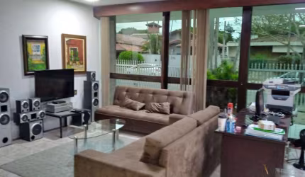 Casa com 3 dormitórios à venda, 450 m² por R$ 2.600.000,00 - Jardim Esplanada - São José dos Campos/SP