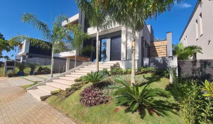 Casa com 3 dormitórios à venda, 290 m² por R$ 3.650.000,00 - Condomínio Residencial Alphaville II - São José dos Campos/SP
