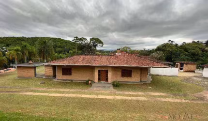 Chácara com 4 dormitórios à venda, 10000 m² por R$ 2.050.000,00 - Recanto Caeté - São José dos Campos/SP