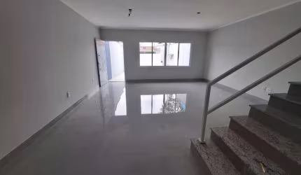 Sobrado com 3 dormitórios à venda, 176 m² por R$ 920.000,00 - Monte Castelo - São José dos Campos/SP