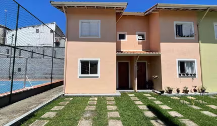 Casa com 2 dormitórios, 60 m² - venda por R$ 390.000,00 ou aluguel por R$ 2.507,50/mês - Monte Castelo - São José dos Campos/SP