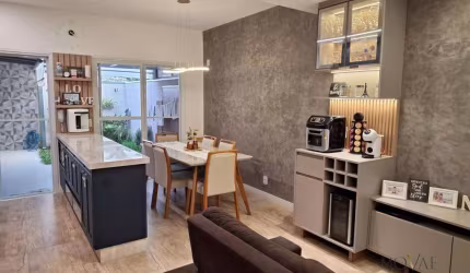 Casa com 3 dormitórios à venda, 105 m² por R$ 1.010.000,00 - Urbanova - São José dos Campos/SP