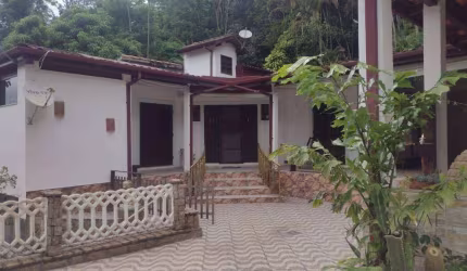 Casa com 2 dormitórios à venda, 269 m² por R$ 750.000,00 - Sumaré - Caraguatatuba/SP