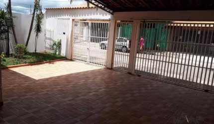 Casa com 4 dormitórios à venda, 256 m² por R$ 799.000,00 - Jardim Portugal - São José dos Campos/SP