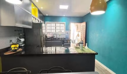 Casa com 3 dormitórios à venda, 129 m² por R$ 670.000,00 - Jardim das Indústrias - São José dos Campos/SP