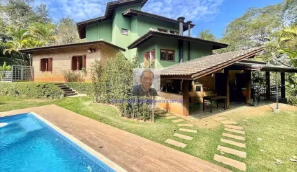 Vende-se Casa no Cond. Euroville - 4 suítes, piscina aquecida, gourmet, sal