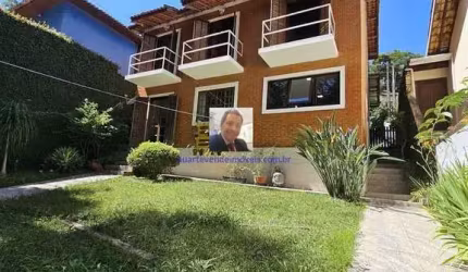 CASA 3DORM/1SUÍTE, AREA GORMET, 4 VAGAS, COND. VILA VERDE KM 36 RT.