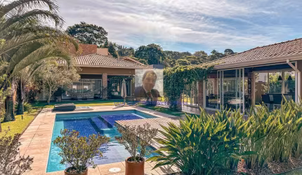 Imovél a Venda no Cond Dom Henrique II - 90% térrea, 4 sts + apto hóspedes,
