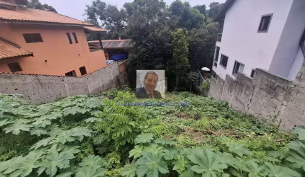 Vende-se Terreno 360,00 mts, Condomínio Vila Verde, Km 36 Raposo Tavares. O