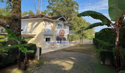Aluga-se ou Vende-se Casa no Condo. Vila Moura / Fazendinha