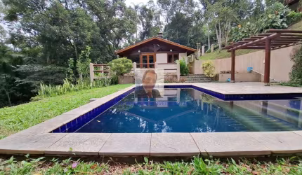 Casa a Venda Miolo da Granja estilo chacara, Cond. Paisage Renoir km 26 RT.