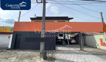 Casa, com 3 dormitórios sendo uma suíte, no bairro  Hauer R  1.500.000,00