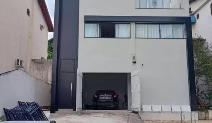 Casa com 3 dormitórios à venda, 380 m² por R$ 1.930.000,00 - Itaipu - Niterói/RJ