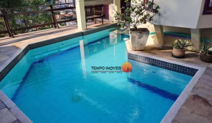 Casa com 3 dormitórios à venda, 250 m² por R$ 795.000,00 - São Francisco - Niterói/RJ