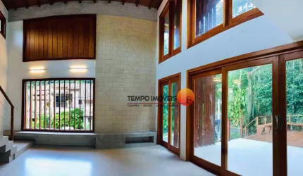 Casa com 3 dormitórios à venda, 315 m² por R$ 1.300.000,00 - Itaipu - Niterói/RJ