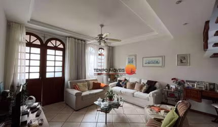 Casa com 3 dormitórios à venda, 156 m² por R$ 790.000,00 - Itaipu - Niterói/RJ