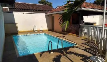 Casa com 2 dormitórios à venda, 85 m² por R$ 430.000,00 - Itaipu - Niterói/RJ