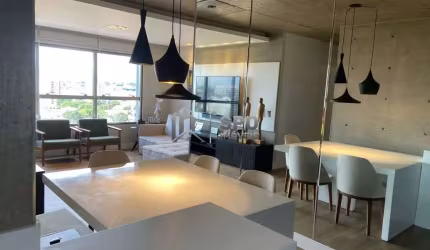 Lindo apartamento a venda, Torre única, de 69,4m² Recém reformado  Mobiliado no Campo Belo - SP