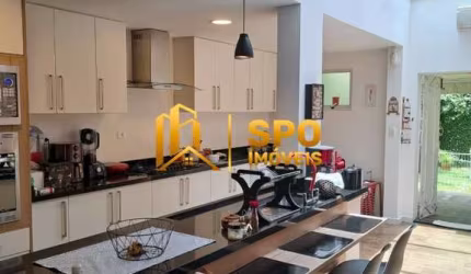 Casa no Con Quintas do Marajoara a venda com 150 metros 3 quartos sendo 2 suites no Campo Grande