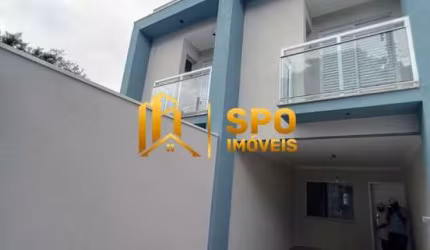 Sobrado novo região da Cupecê, 3 dorms, 1 suíte, quintal gourmet e churrasqueira, 2 vagas