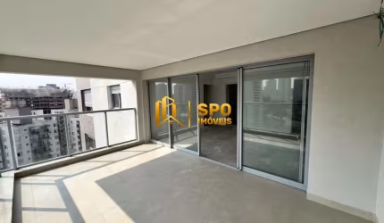 Apartamento de 122 metros com 3 quartos no Jardim Marajoara