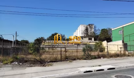 Terreno de 1.261m² para venda em Butantã