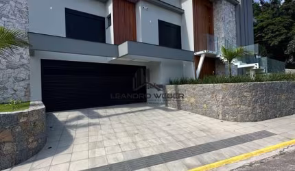 Casa Alto Padrão na Pedra Branca em Palhoça/SC