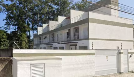Triplex em condomínio fechado na Massaguaçú - Caraguatatuba - SP