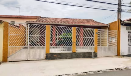 Casa à venda no Jardim das Indústrias em excelente localização próxima a Johnson - São José dos Campos/SP