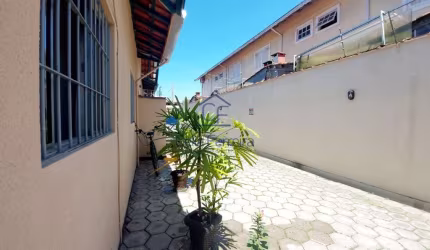 Casa em condomínio fechado - 2 dormitórios - Martim de Sá - Caraguatatuba/SP
