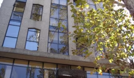 Sala próximo Praça Japão