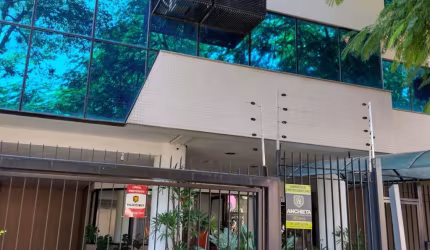 sala de frente - próximo a Av. Assis Brasil
