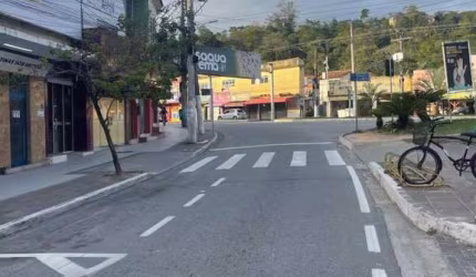 Comercial para Venda em Saquarema, Bacaxá (Bacaxá)